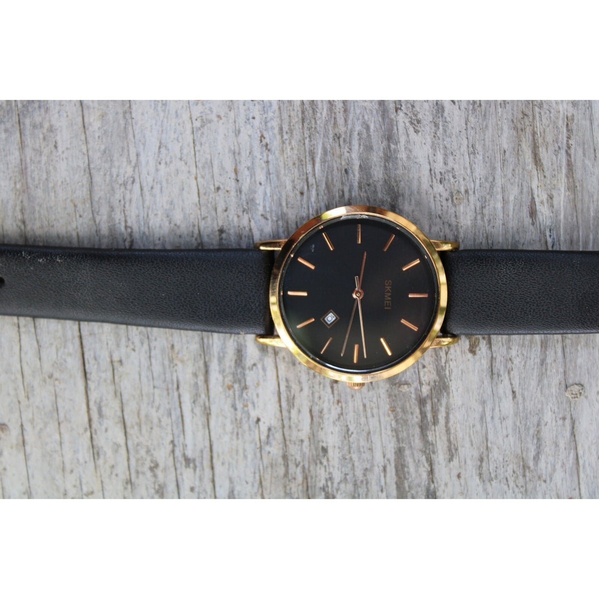 Skmei Men's Minimalist Quartz Business Watch