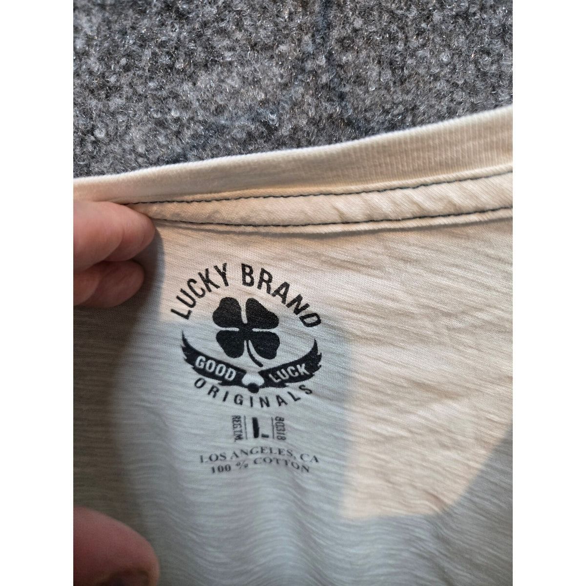 Lucky Brand Dirty Jacks Sour Mash Whiskey Graphic Tee Off White Cream Large