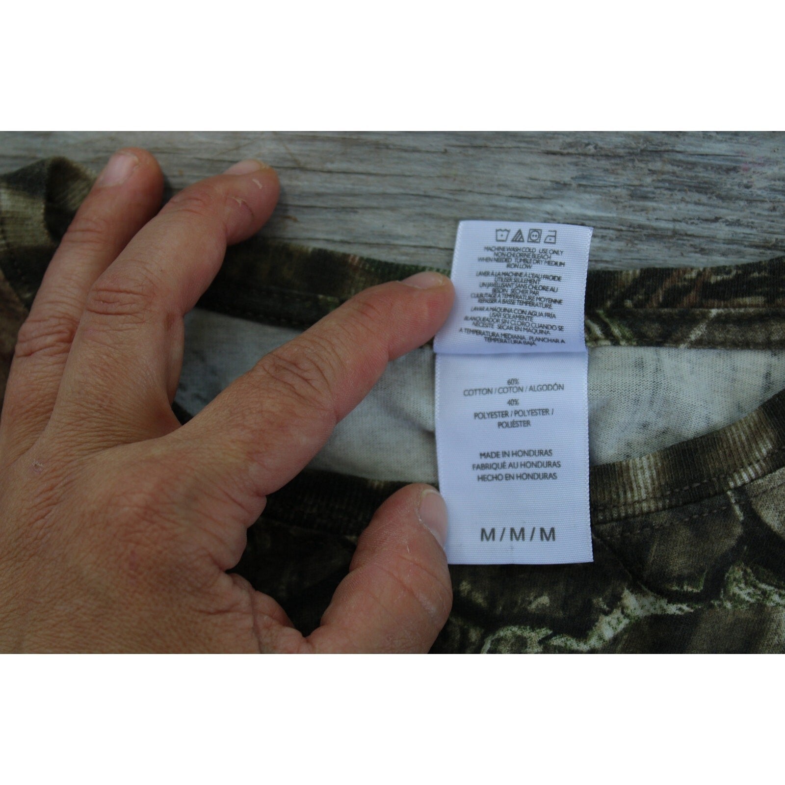 Mossy Oak Men's Medium Break-Up Infinity Camo Hunting T-Shirt size Medium