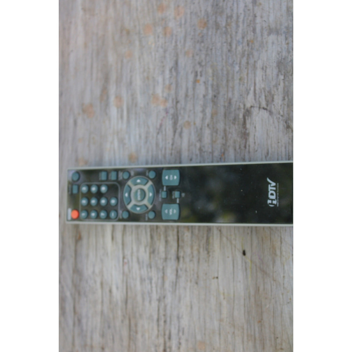 🌴 Original Funai/Emerson/Sylvania, NF000UD Remote Control HDTV, Tested/Working