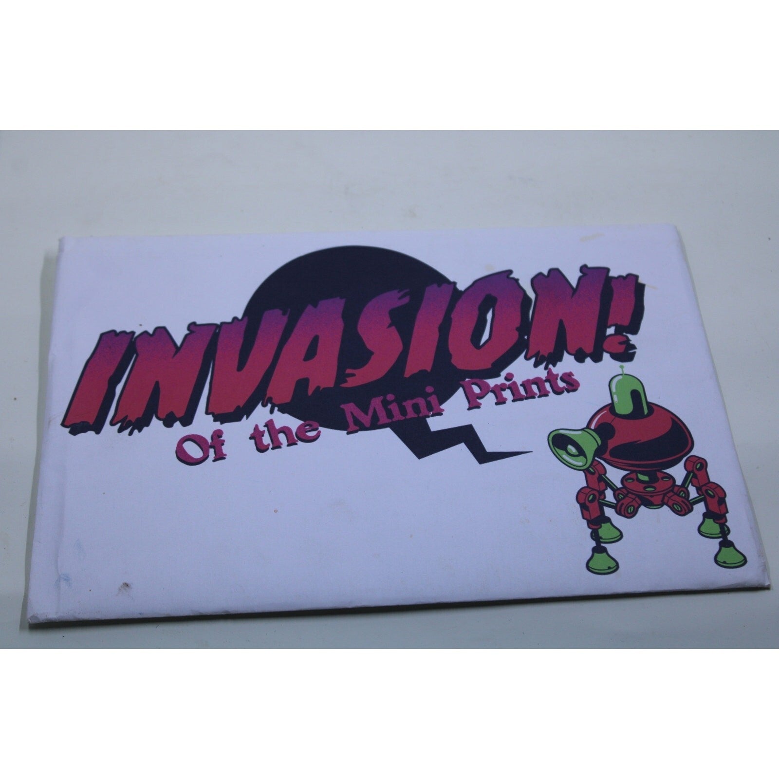 Loot Crate Invasion Of The Mini Prints Sci-Fi Poster Set Featuring War of the Wr