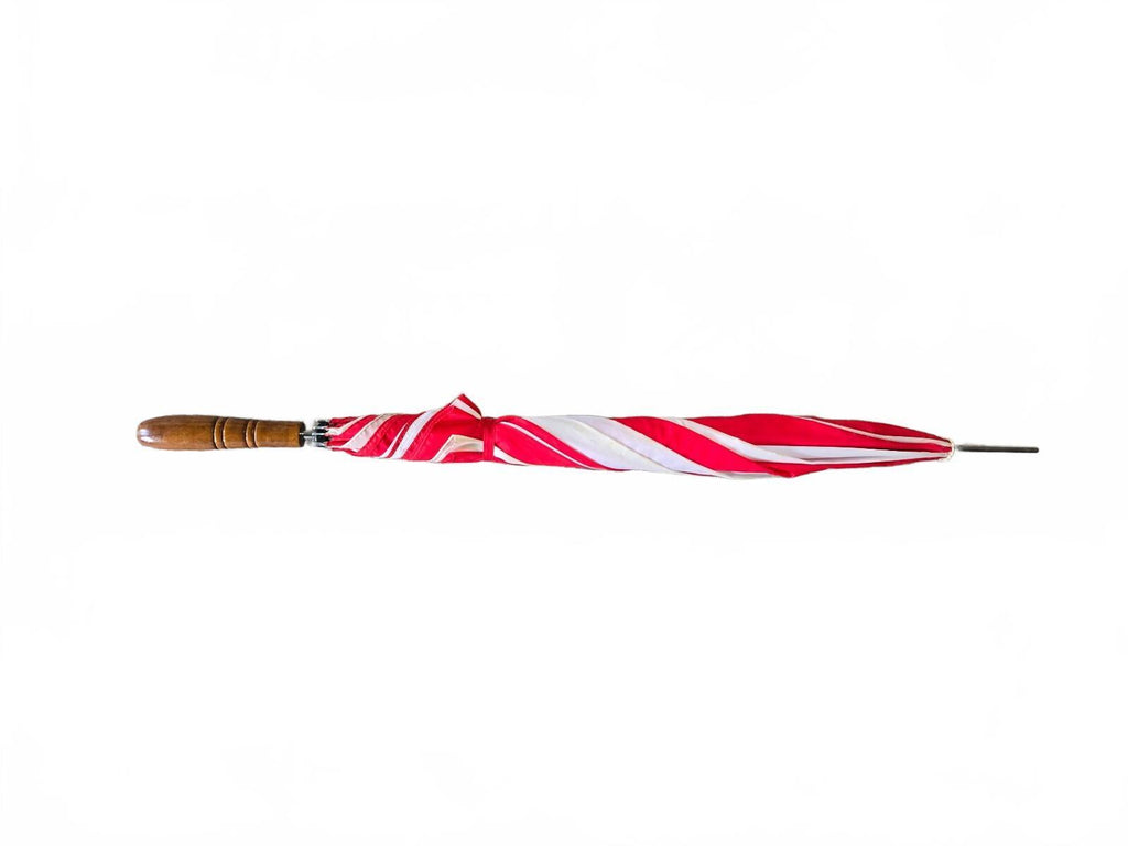 Pontiac red and white umbrella