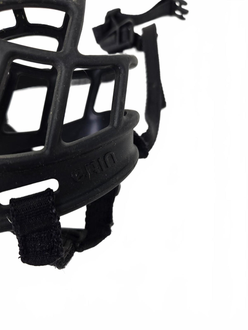 Baskerville black dog muzzle size 10