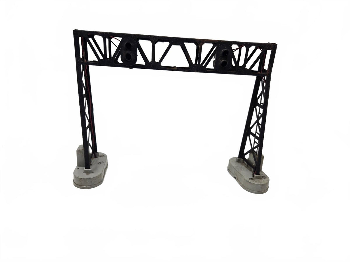 vintage Lionel No. 452 Double-Track Signal Bridge