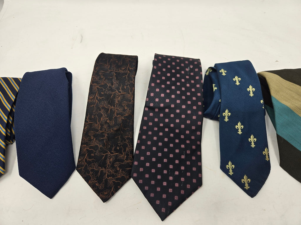 Men's neckties lot of 6 assorted patterns