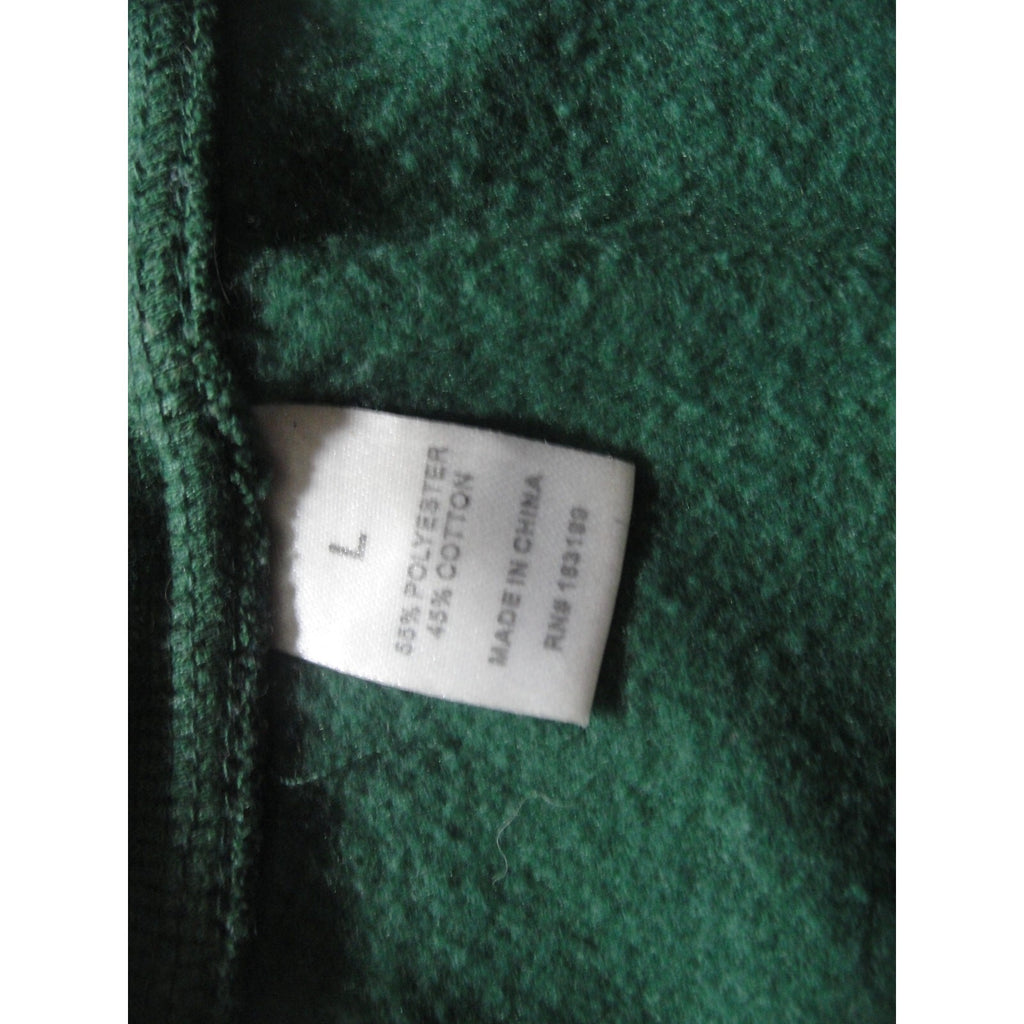 Green crewneck sweatshirt featuring a "New York 1989 Tennis Club" graphic.