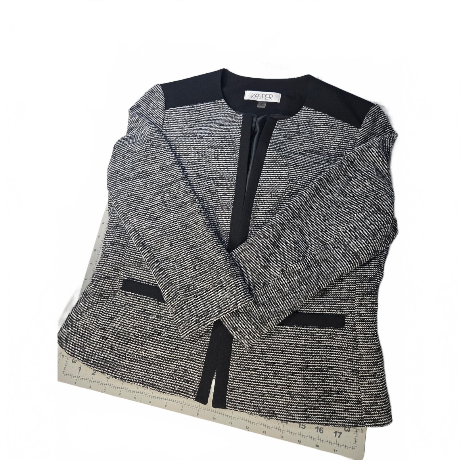 Kasper Womens ToP Black and White Tweed Open Front Collarless Blazer Yoke Combo
