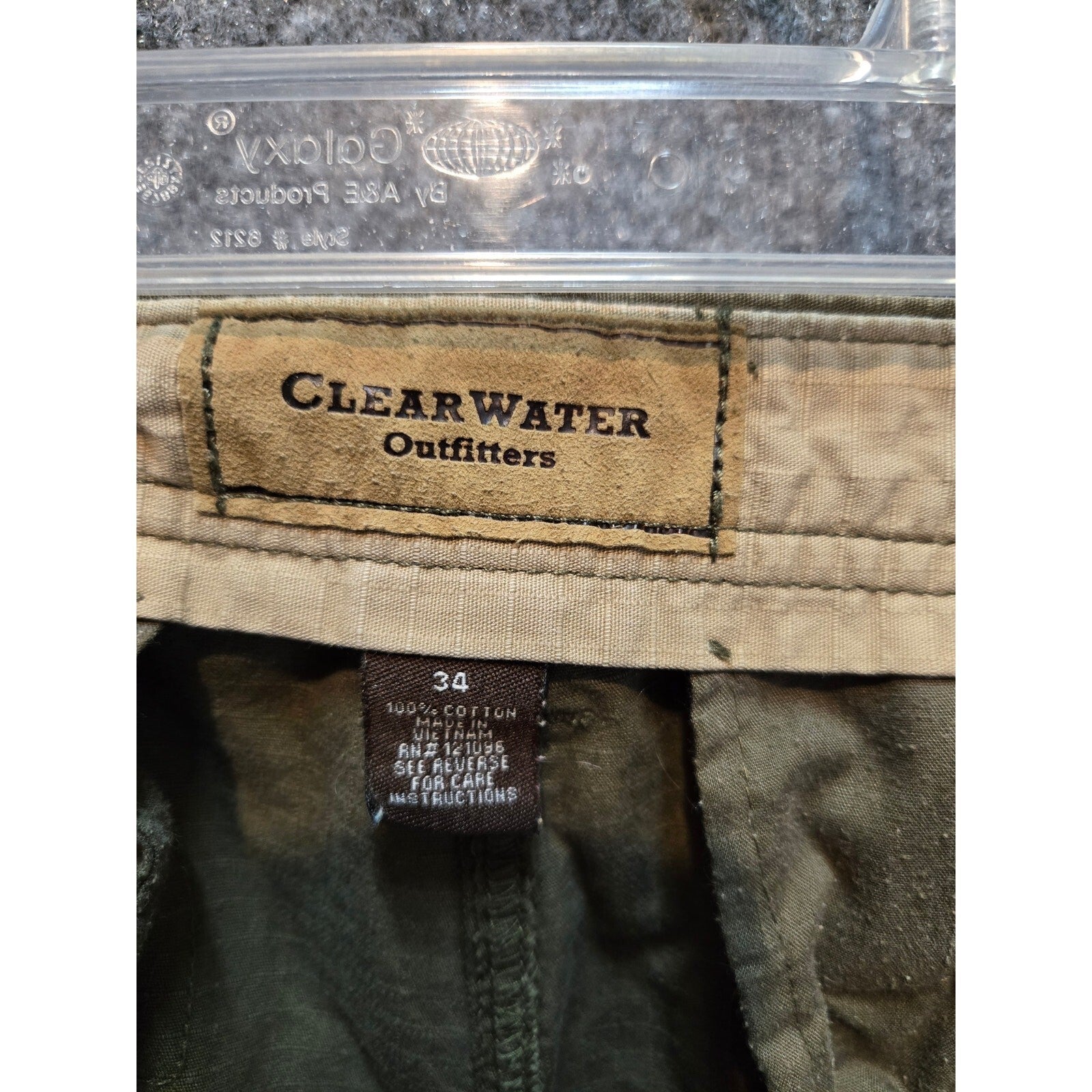 Clearwater Outfitters Men's Size 34 Olive Green Shorts 100% Cotton