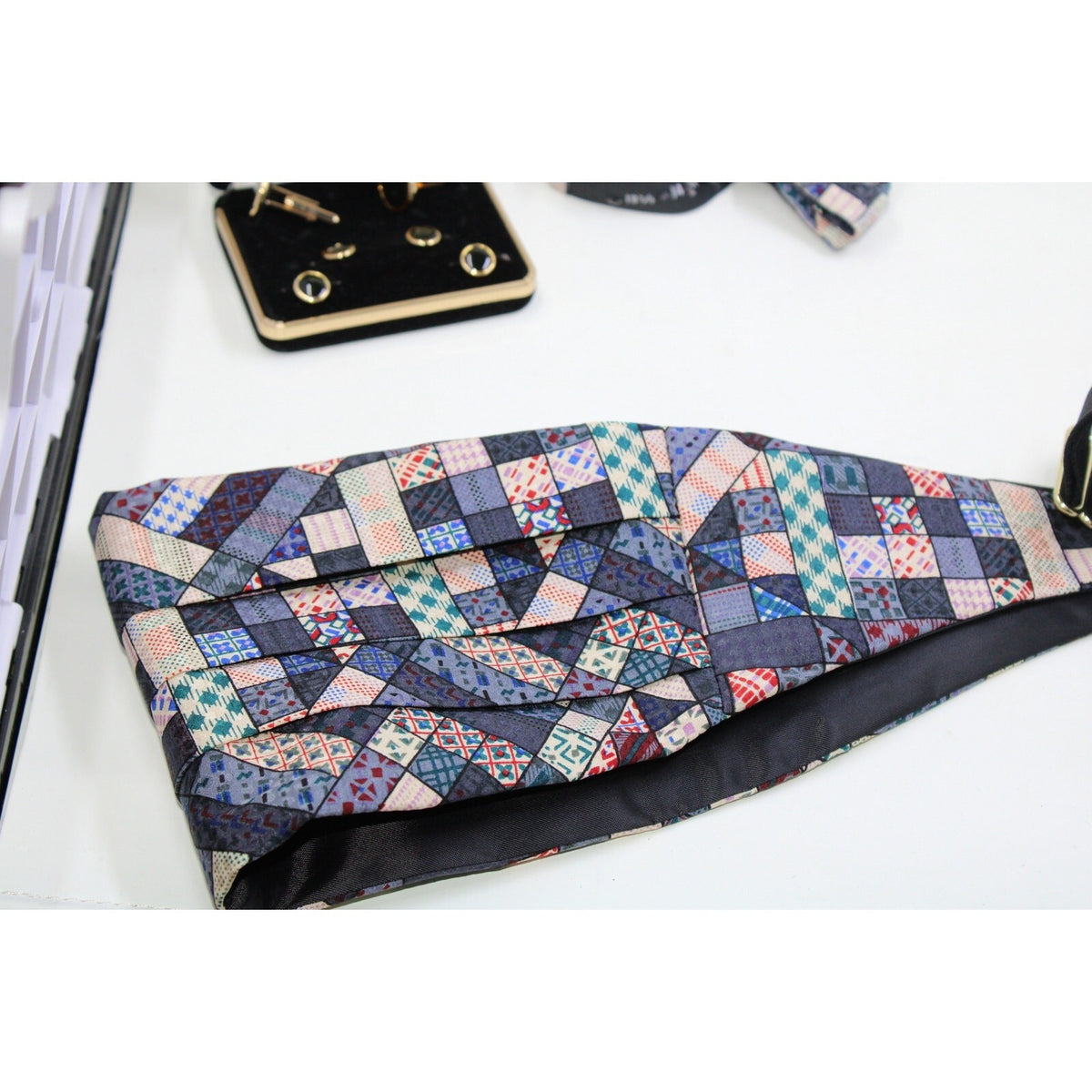 Vintage 1980s Alexander Julian Chapel Hill Multi-Color Silk Cummerbund and Bow T