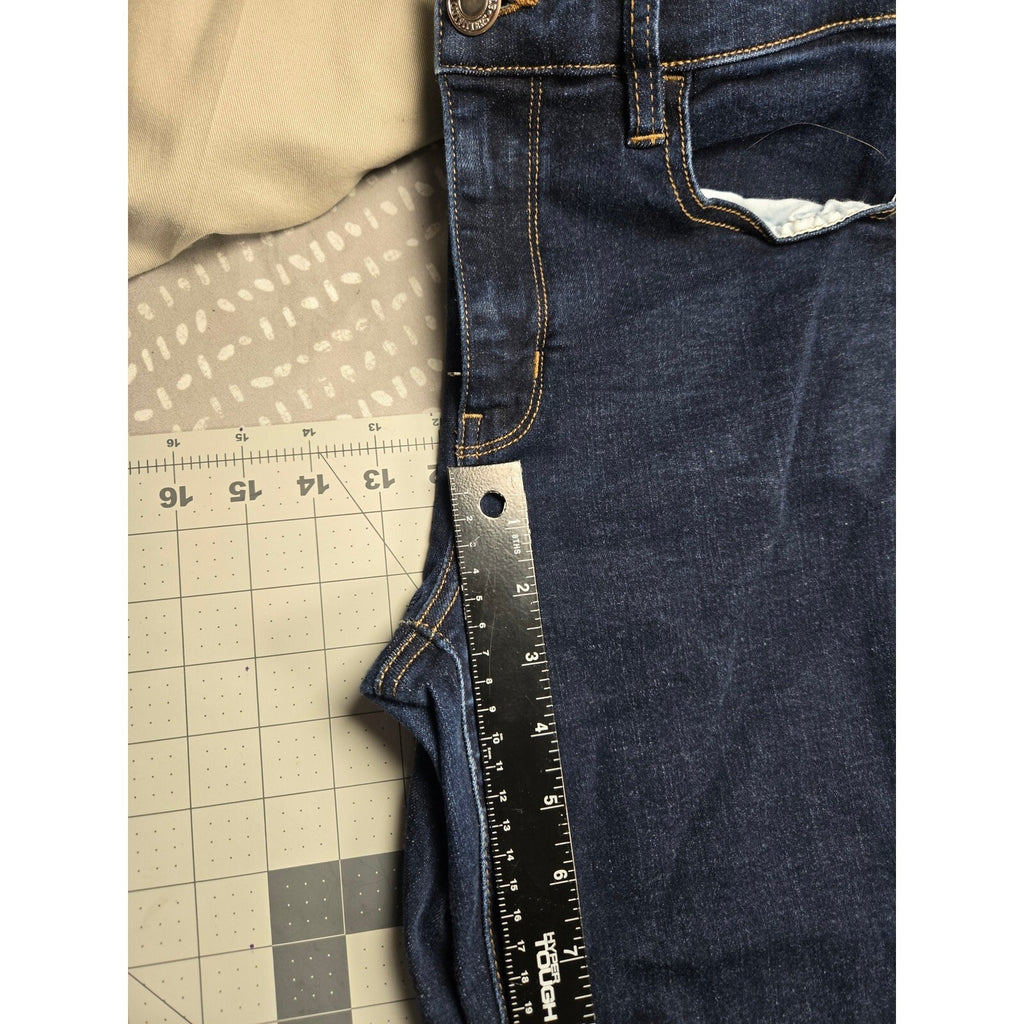 American Eagle Next Level High-Waisted Jegging for Women in Medium Vintage Wash