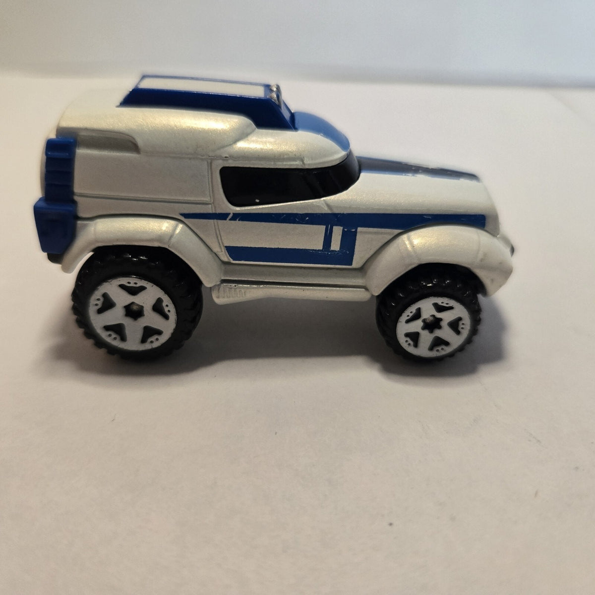 Star Wars 501st Clone Trooper 1/64 Hot Wheels Die Cast Character Car 2014