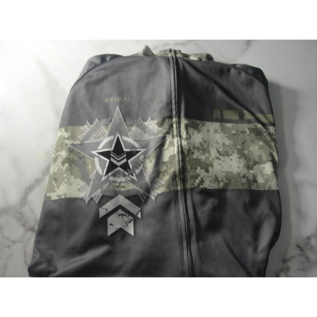 Primal 2xl full Zip and water bottle storage in back Jacket