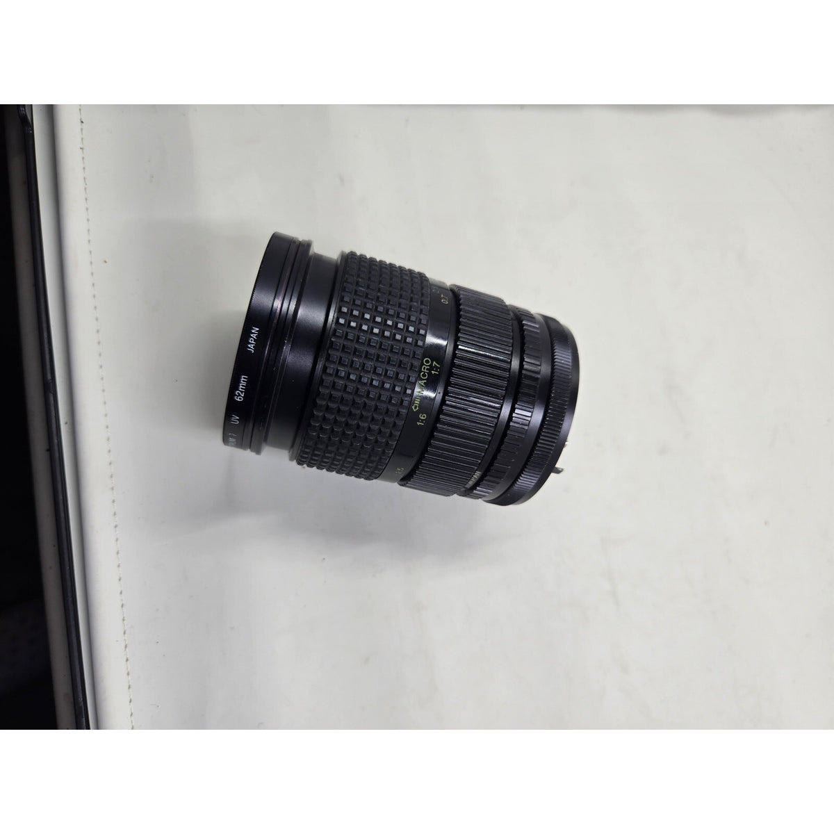 Vintage 28-70mm Zoom Lens to fit Canon FD | Manual Focus SLR Film