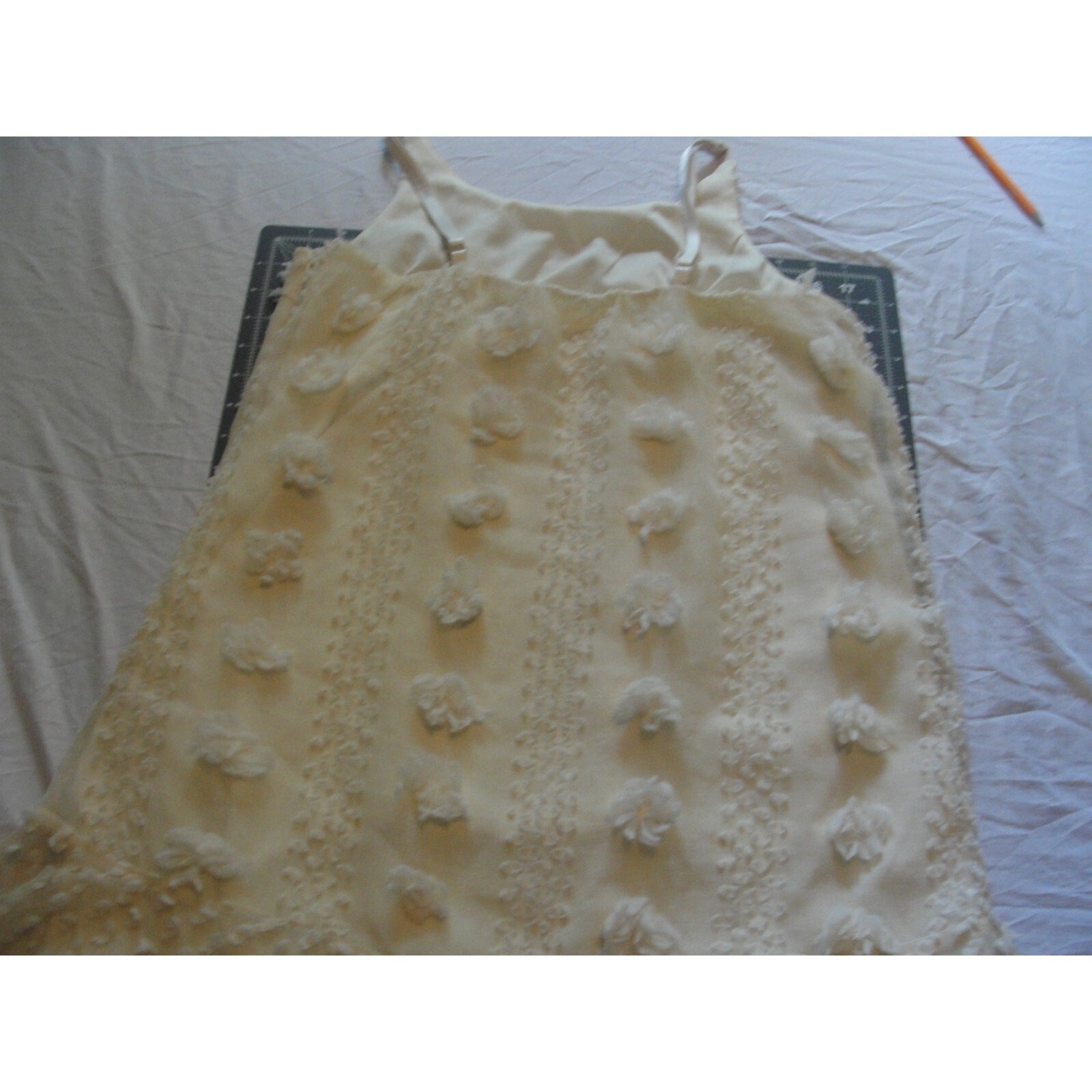 &merci Women Sheath Dress Ivory Chenille Texture Jewel Neck Mini Size small
