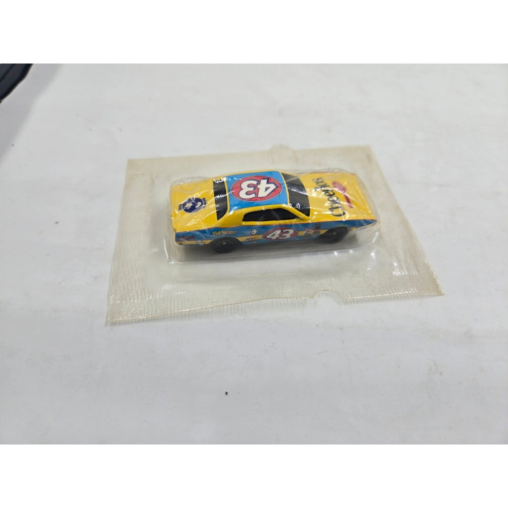 Hot Wheels 2004 General Mills Promo '74 Dodge Charger