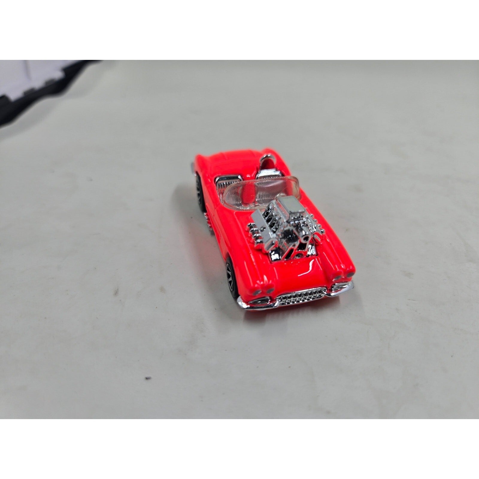 1995 Hot Wheels Model Series '58 Corvette Coupe Neon Pink Chrome Engine Variant