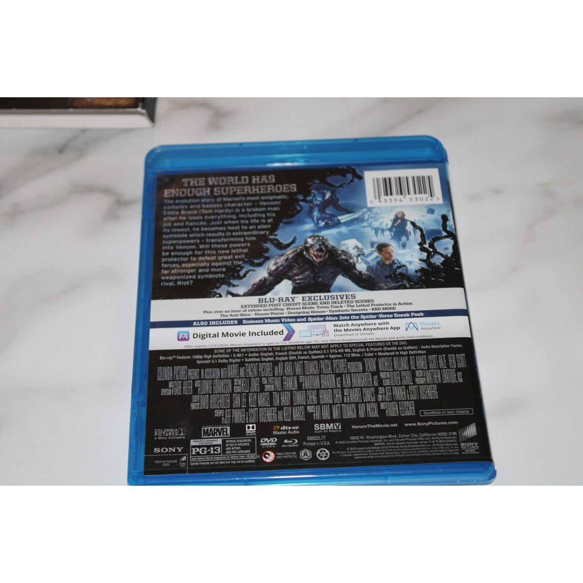 Venom Blu-ray + DVD + Digital, 2018 + Slipcover