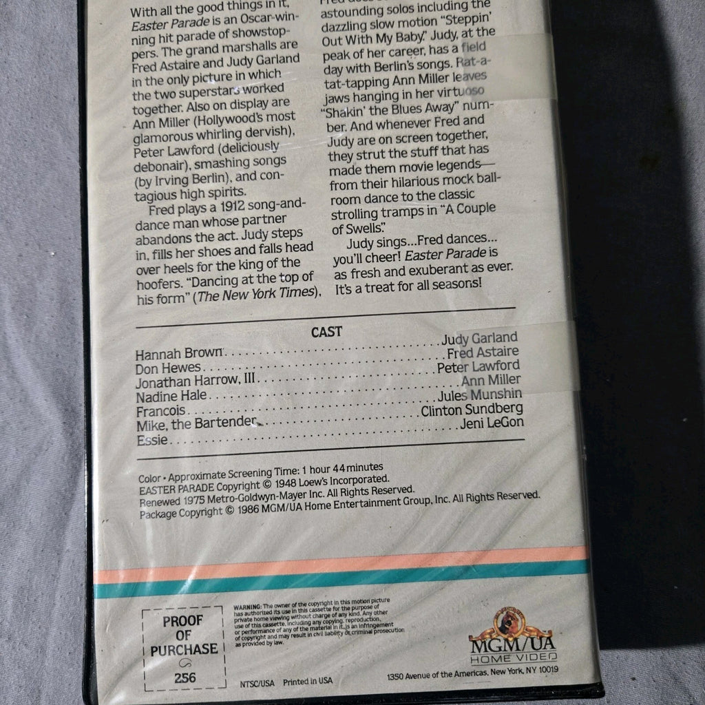 Easter Parade VHS Clamshell Judy Garland Fred Astaire