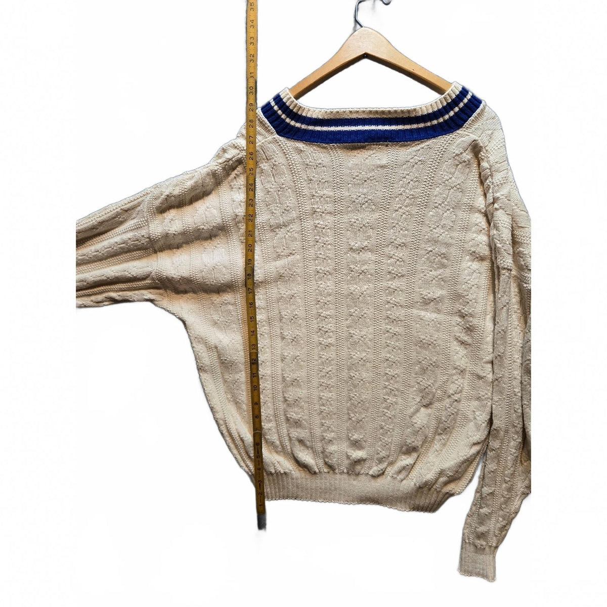 VTG 1990s Nutmeg Mills Varsity Cable Knit Tennis Sweater V-Neck Cream  L/XL
