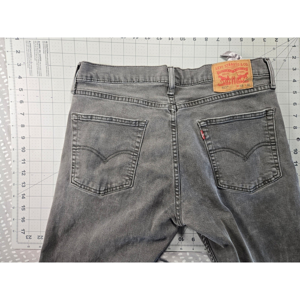 Levi's 513 Jeans Mens 33x32 black Denim Straight Fit Pants Comfort Classic Moder