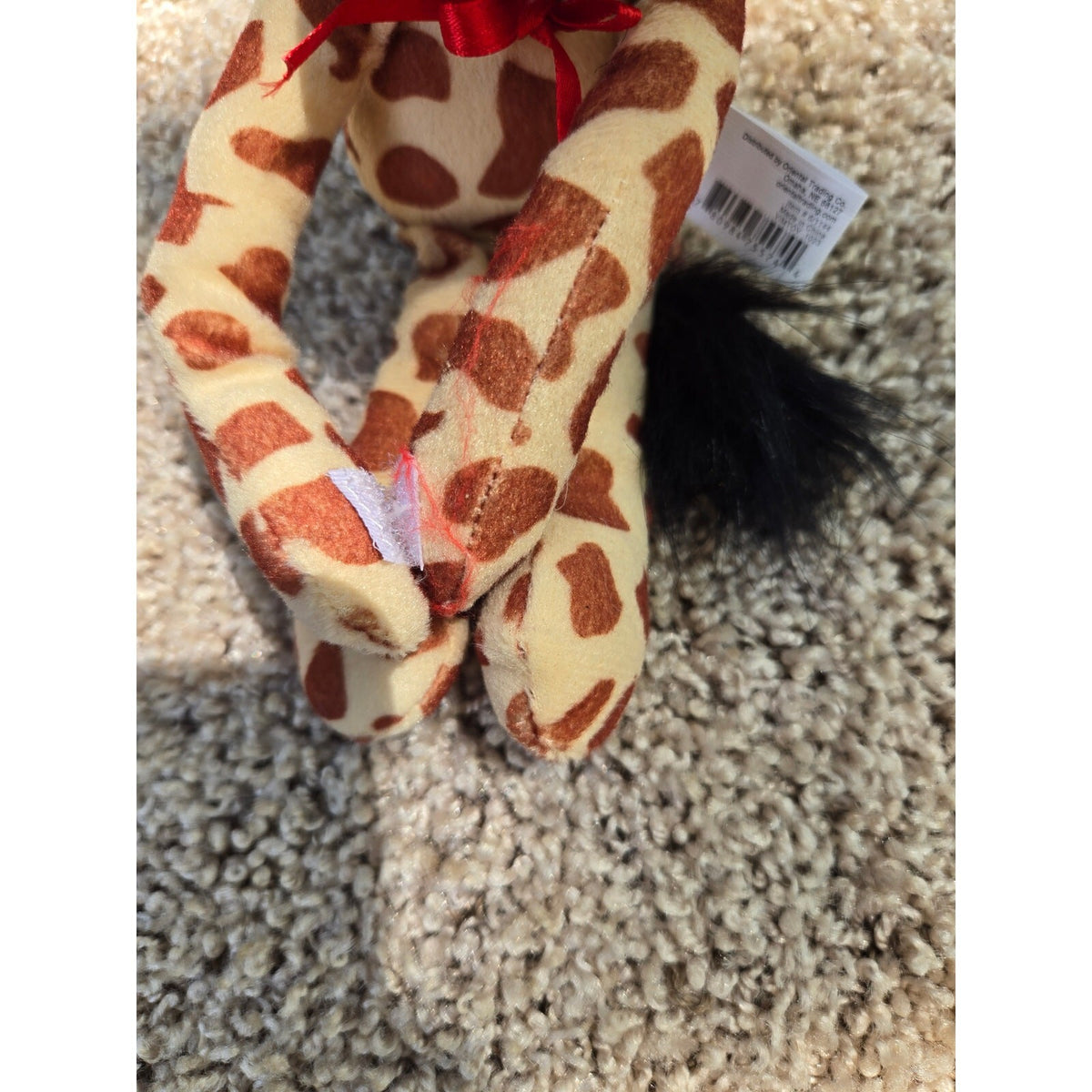 Oriental Trading Long Arm Hanging Giraffe Plush Hands Brown Spotted Toy