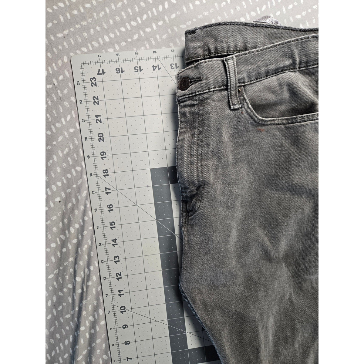 Levi's 513 Jeans Mens 33x32 black Denim Straight Fit Pants Comfort Classic Moder