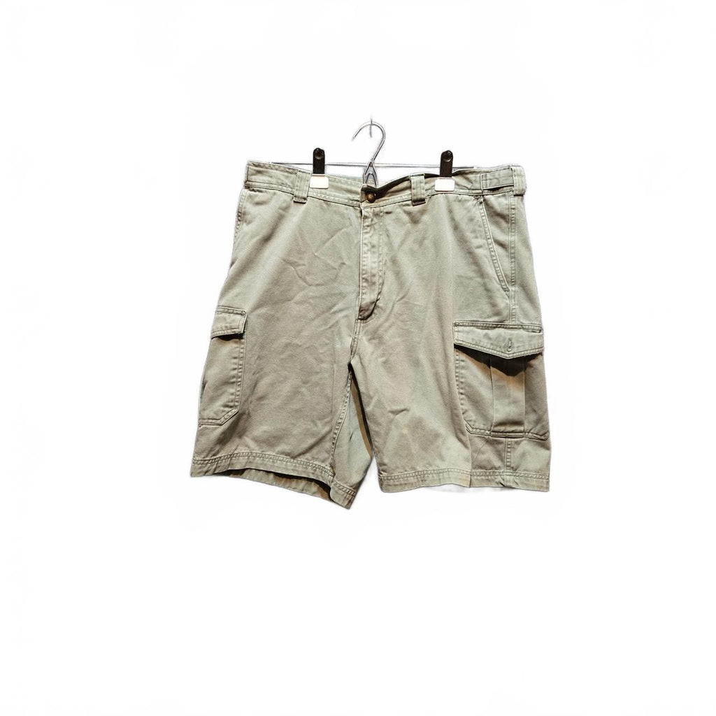IZOD Men's Green Cargo Shorts Size 34 - Durable Cotton, Multiple Pockets