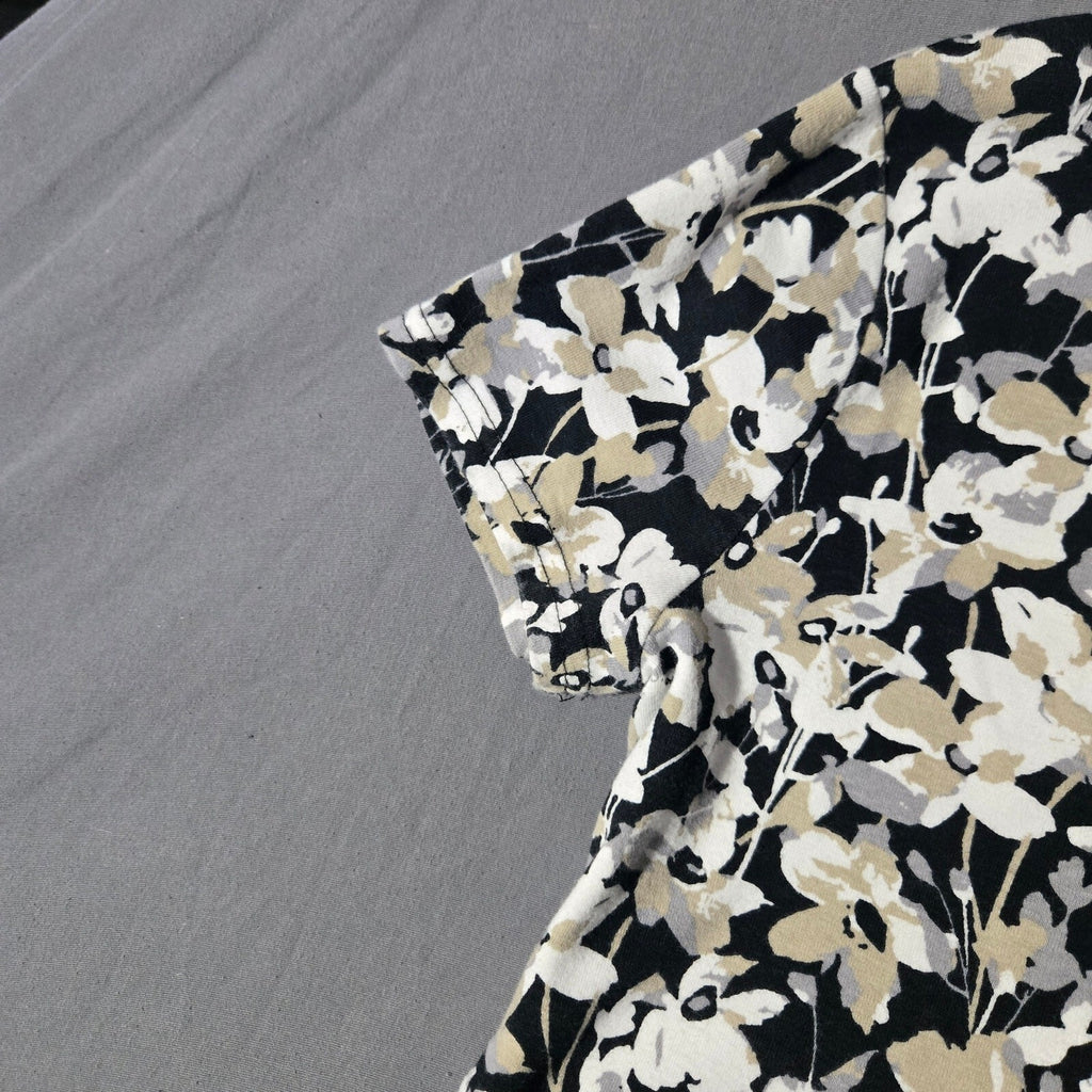 Croft & Barrow Classic Women's Floral Print Black Tee, Size Small, Very Good