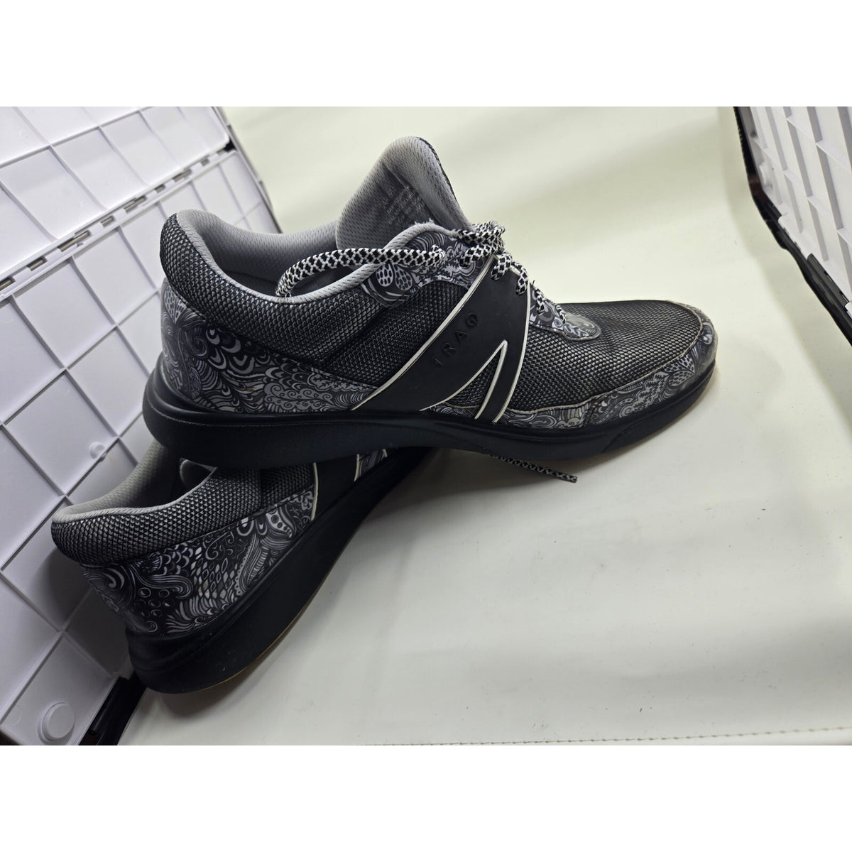 Alegria Qarma Wildchild Walking Shoes, QAR5994,Gray/Blk, Women's Size 8.5, EU 39