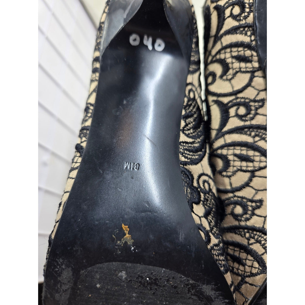 Guess Black Floral Lace Pointed Toe Pumps Nude Beige Mesh Stiletto Heel 8.5