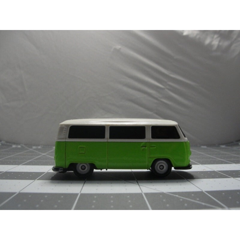 Maisto Volkswagen Type 2 Bus Die-Cast Vehicle