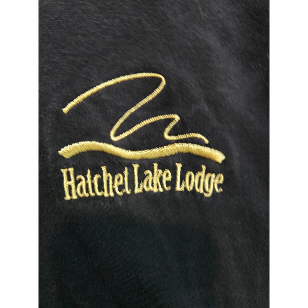 Hatchet Lake Lodge Saskatchewan Canada Fishing Mock Neck Tee Shirt Men's Large