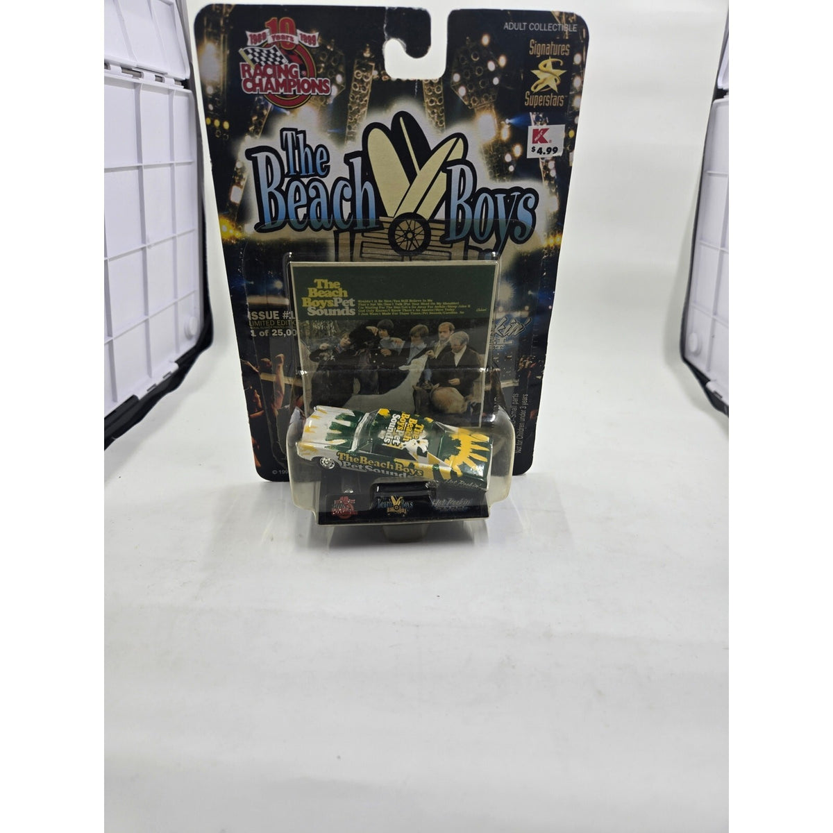 1999 Road Champs 'Attitude Racing' 1:64 Scale Die-Cast Collector's Edition Blisr