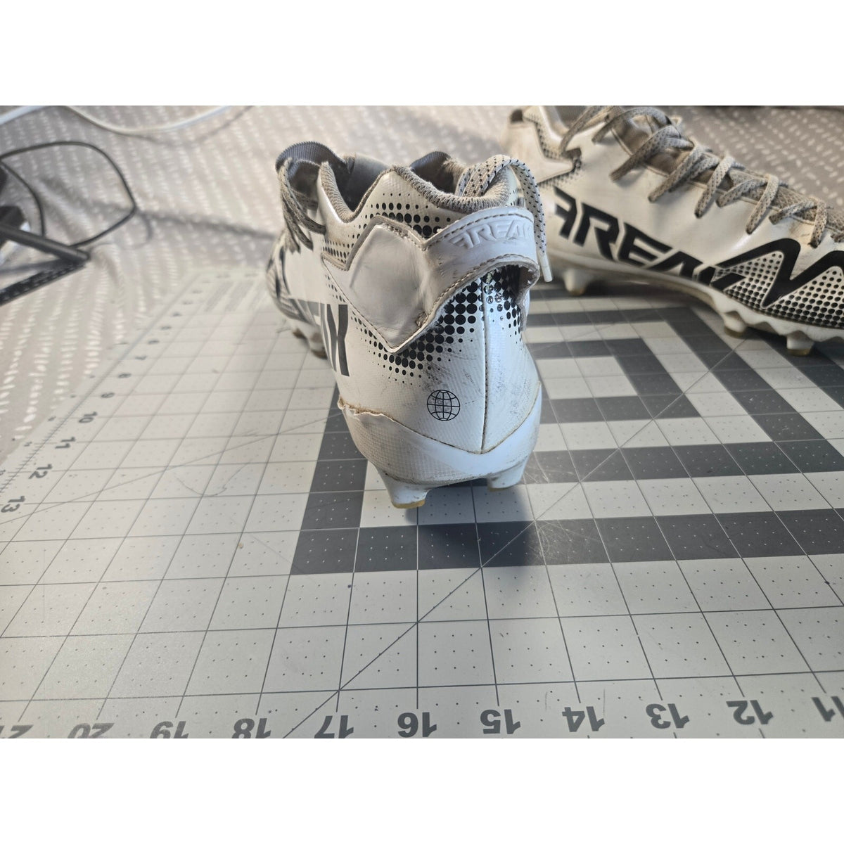 Adidas Freak 22 Team Football Cleats White/Black GX4066 Men’s Size 15