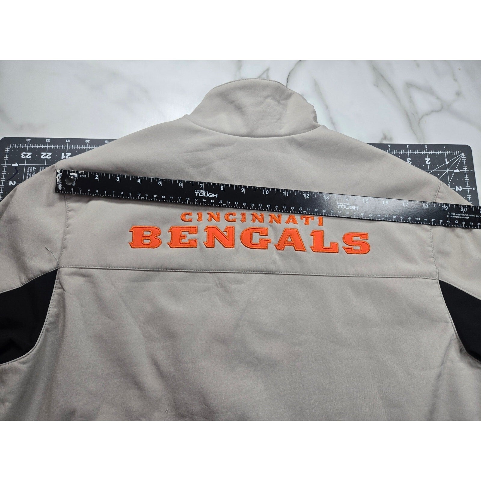 NFL Cincinnati Bengals Men's Tan Jacket with Team Logo - Very Good Condition