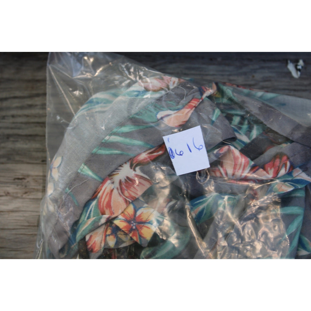 Men's Grey Tropical Hibiscus Floral Print Short Sleeve Hawaiian Button-Up  xl