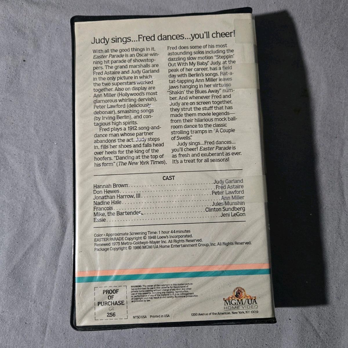 Easter Parade VHS Clamshell Judy Garland Fred Astaire