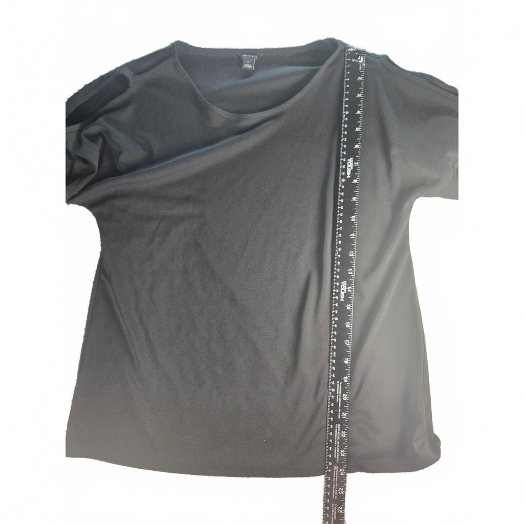 Ann Taylor Minimalist Black Scoop Neck Tee, Size M, Fair Condition
