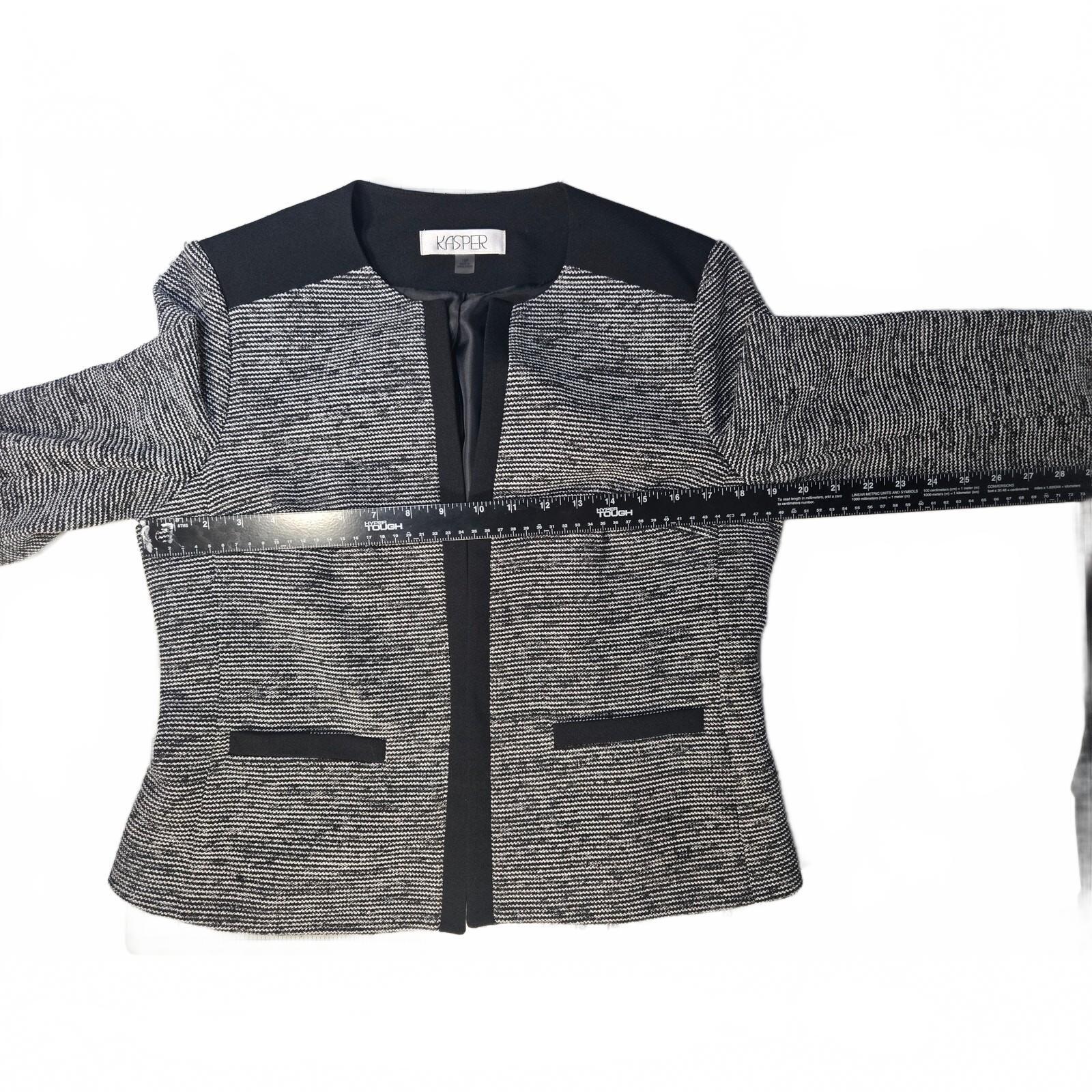 Kasper Womens ToP Black and White Tweed Open Front Collarless Blazer Yoke Combo