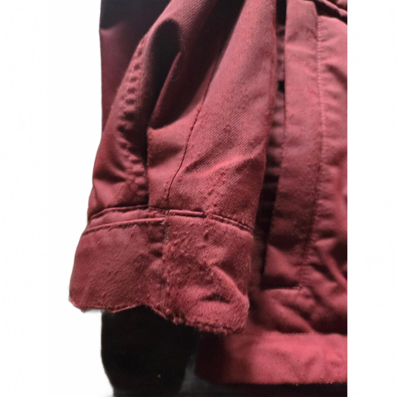 Burton Men's Ski Snowboard Winter Jacket Size Small  Burgundy and Jean color