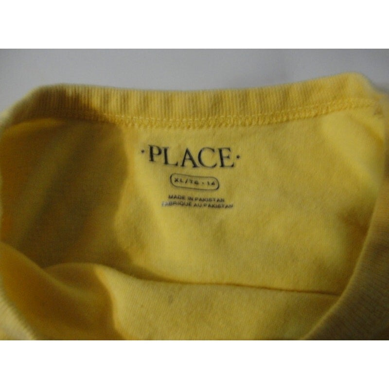 Bundle of kids 4 kids t-shirts 14-16 or Xl. Childrens place and Old navy