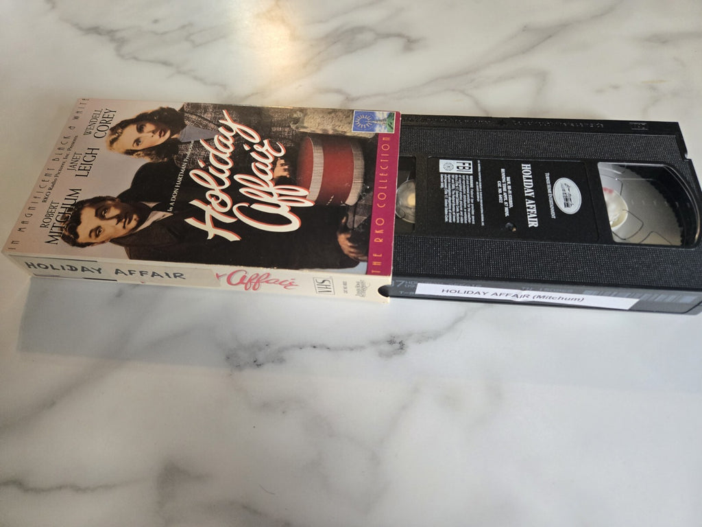 Holiday Affair (VHS, 1993) Robert Mitchum, Janet Leigh, Corey ~