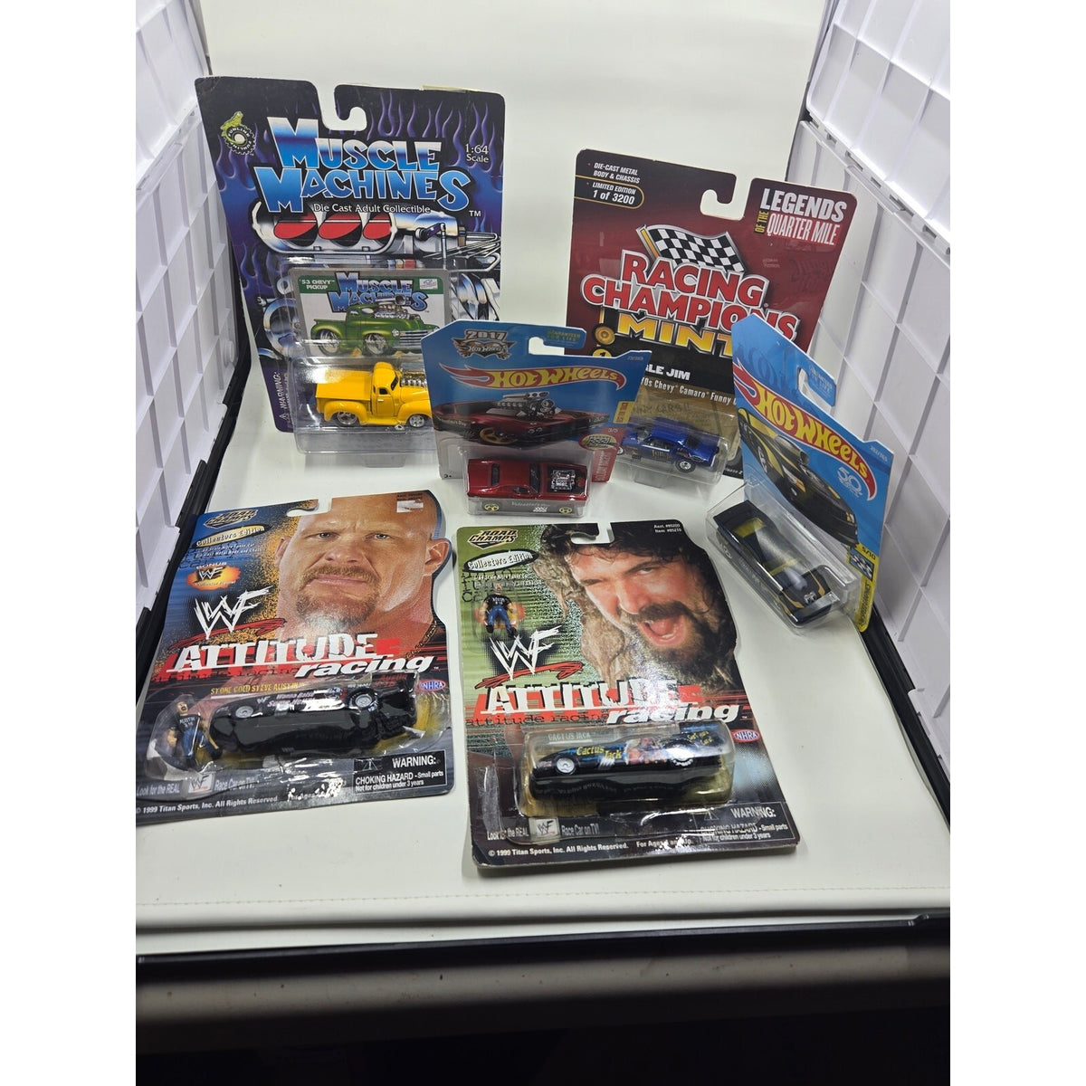 1999 Road Champs 'Attitude Racing' 1:64 Scale Die-Cast Collector's Edition Blisr