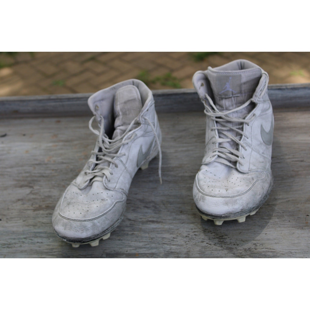 Nike Air Jordan Baseball Cleats Boys Size 12 White Used – Good Condition