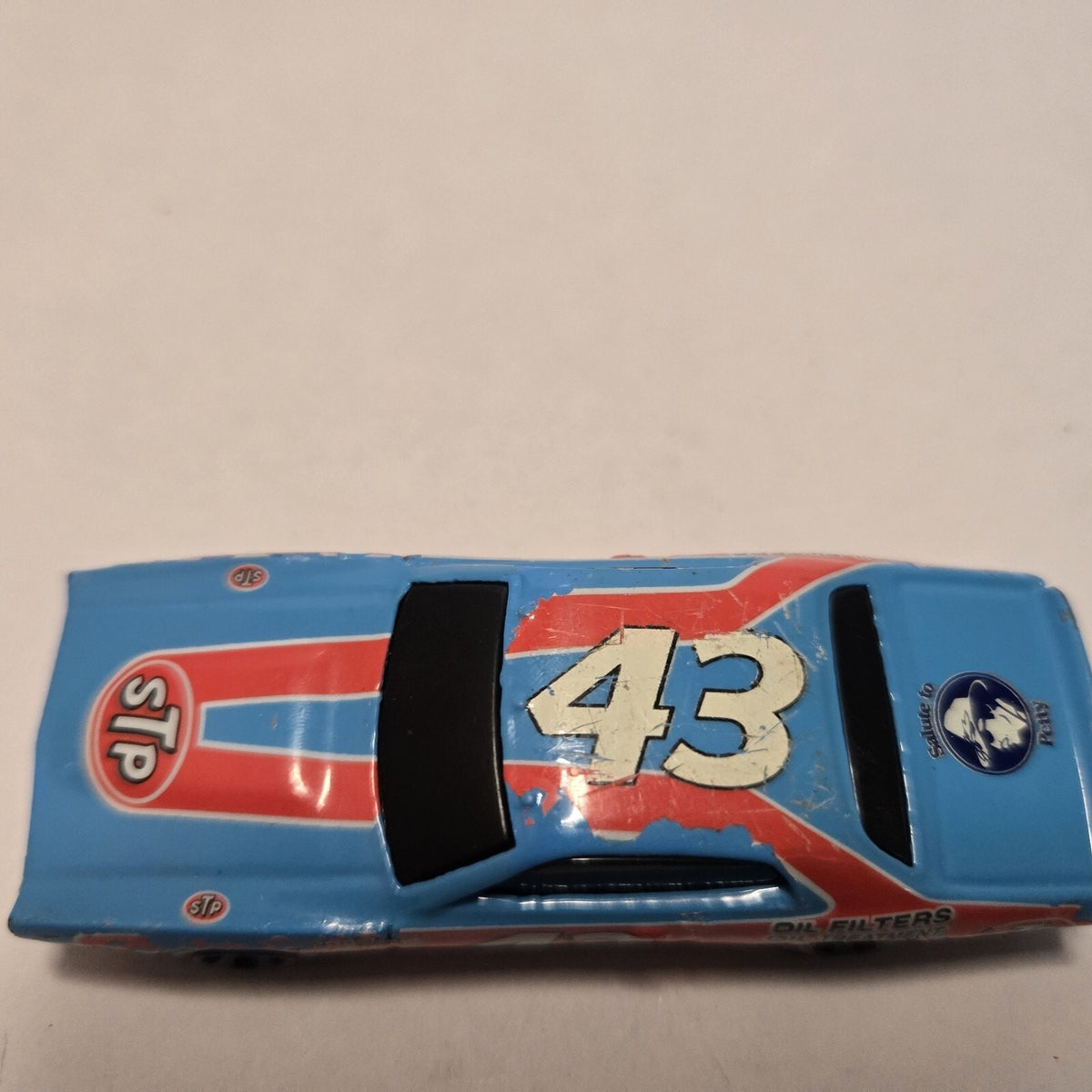 74 Dodge Charger Salute to Richard Petty #43 STP Hot Wheels 2004