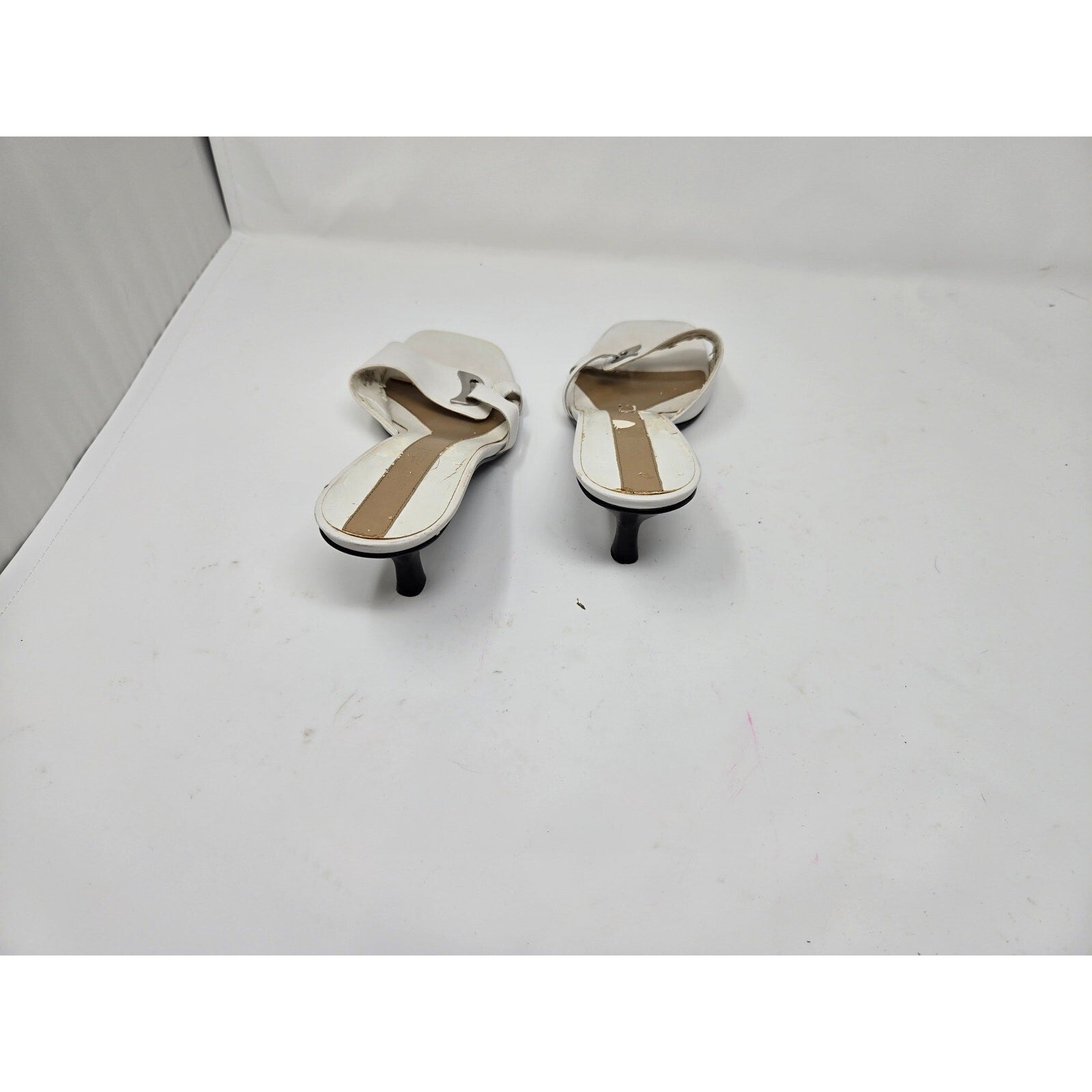 Vintage White Leather Open Toe Slide Sandals Kitten Heels Silver Buckle  9m