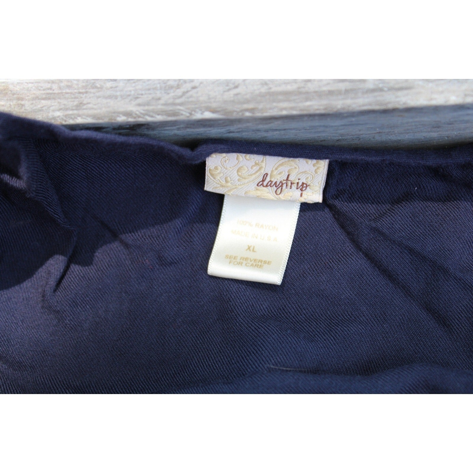 Daytrip Buckle Navy Blue Sleeveless Top with Embroidered V-Neckline, Size XL