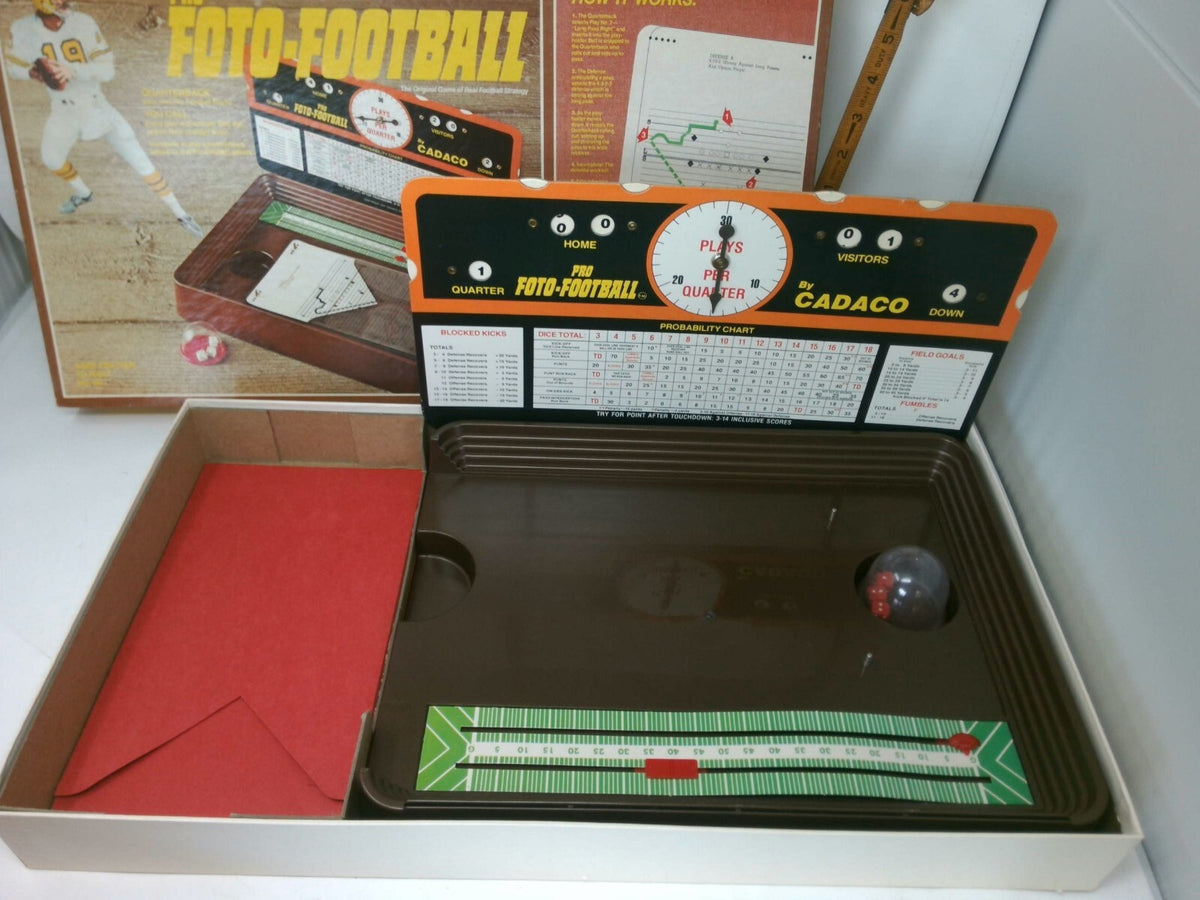Cadaco Foto-Football board game