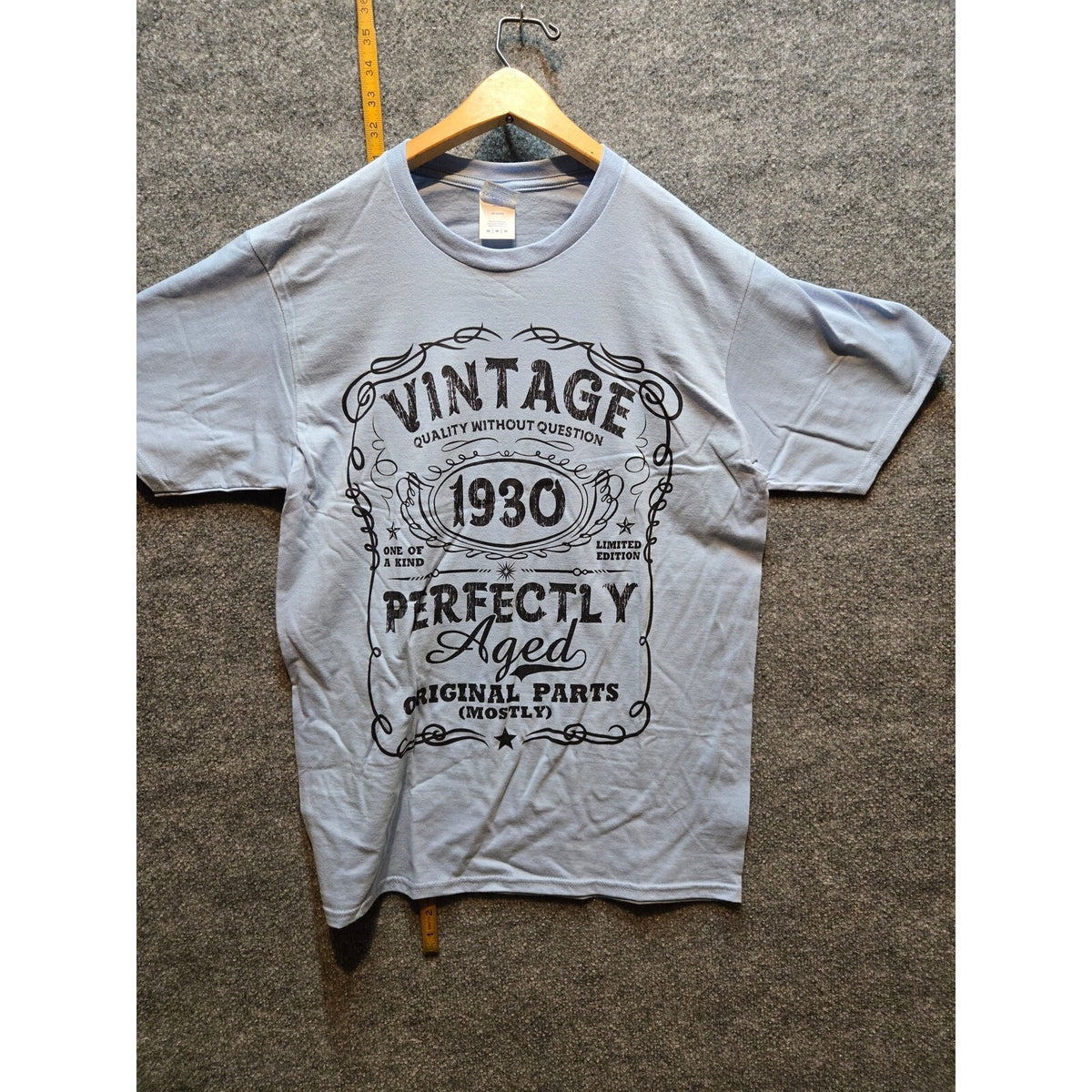 Vintage 1930 Birthday Graphic T-Shirt Gildan Light Blue Mens Medium Novelty MEd
