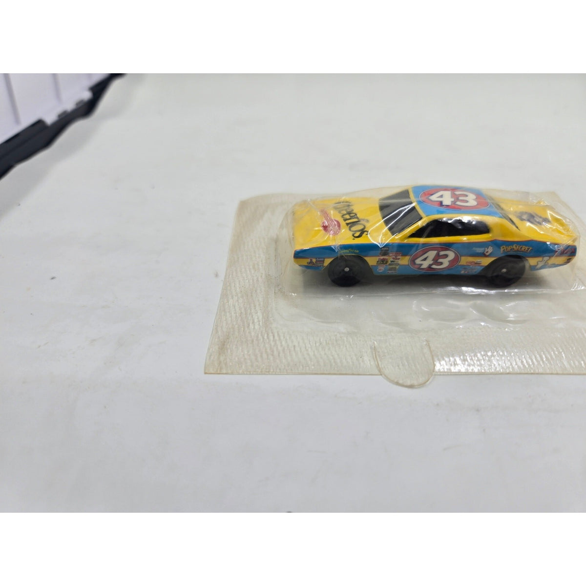 Hot Wheels 2004 General Mills Promo '74 Dodge Charger